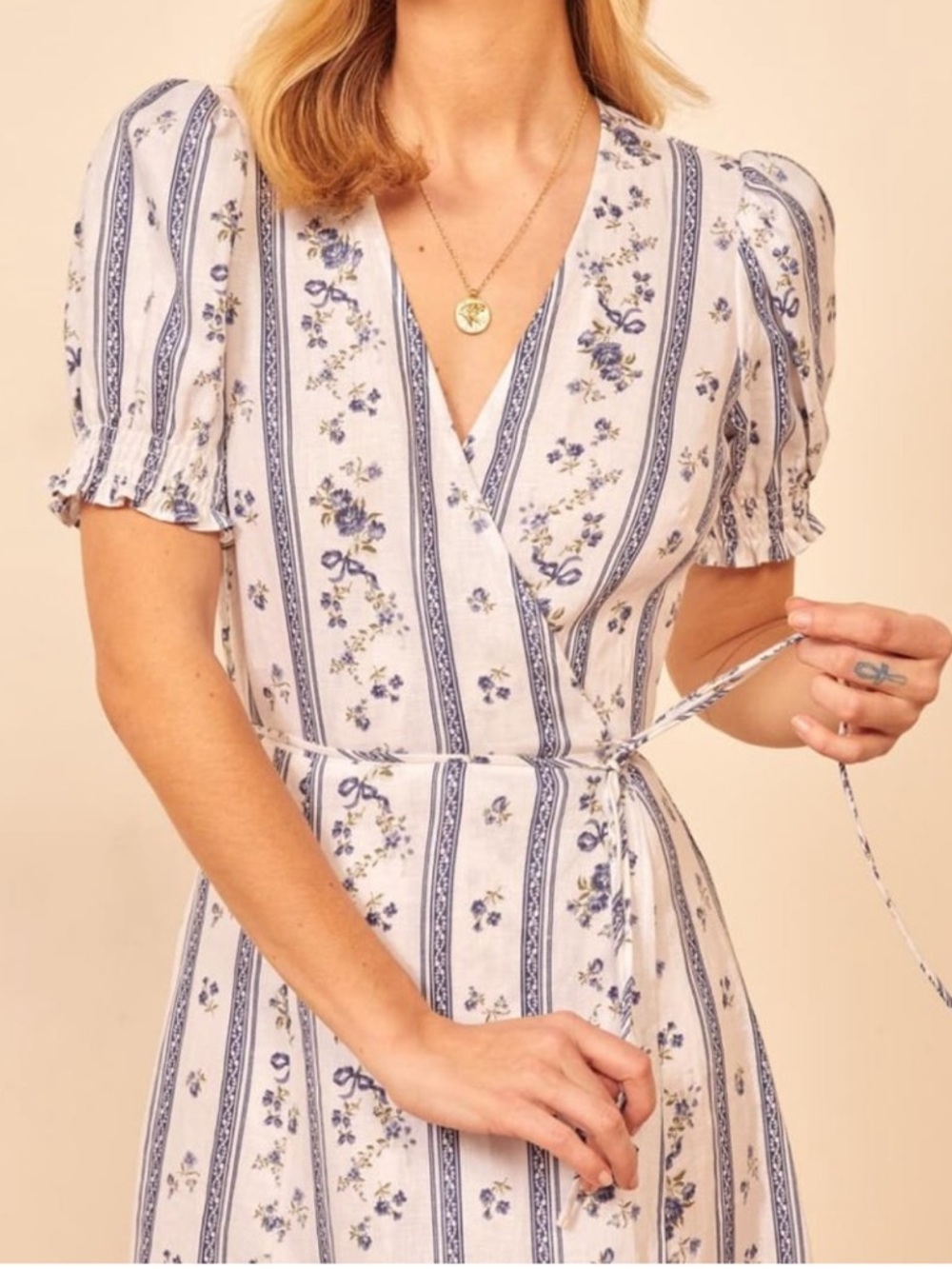 New: Reformation Veronika Midi Dress in Roquefort (Sz: Med) - Picture 2 of 7